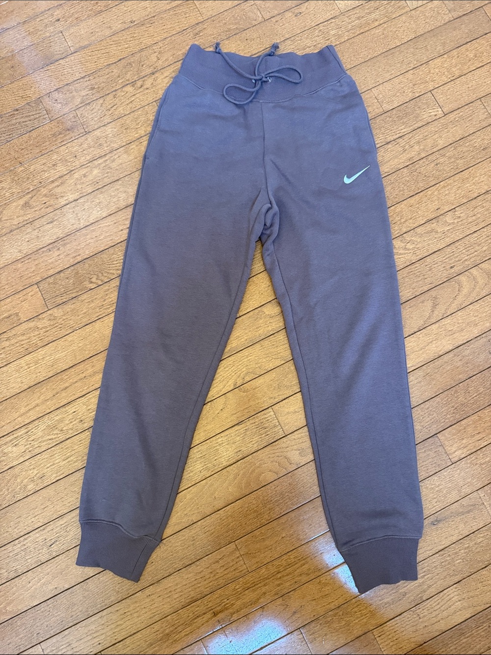 Nike Women’s Brown Joggers with Mint Swoosh